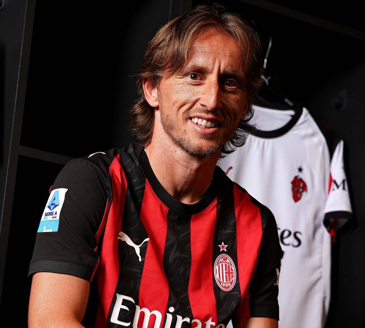 每体：博阿滕学期约十天，近距离学习弗里克在巴萨的工作方式