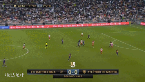 打破小贝纪录，布鲁日前锋福布斯是欧冠对巴萨传射最年轻球员