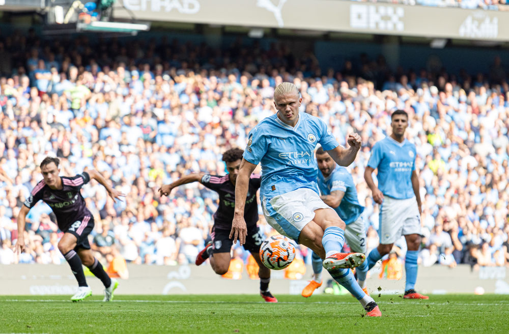 CBA杯战报：洛夫顿19分，上海101-78大胜香港金牛